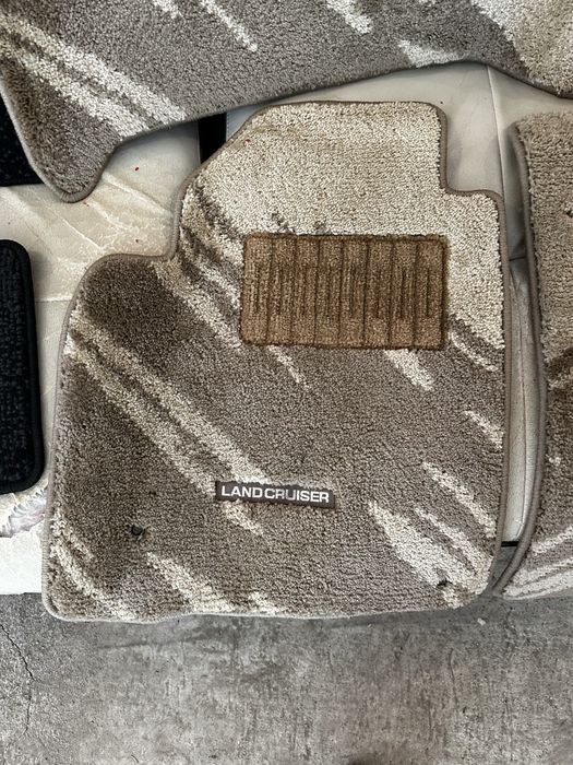 полики Land Cruiser оригинал