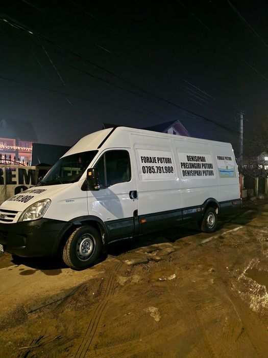 Executăm lucrări de foraje puțuri apa