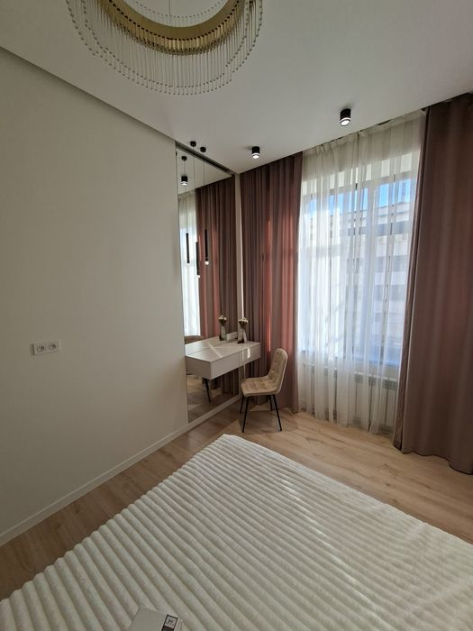 Продам свою квартиру р. Яшнобод4/2/10  110м2 ул. Бакинская Готовая рем