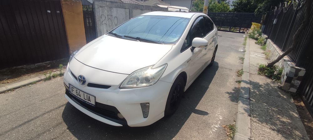 Toyota prius 30 2012