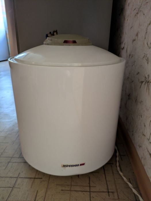 Продам бойлер EDISSON 50 л
