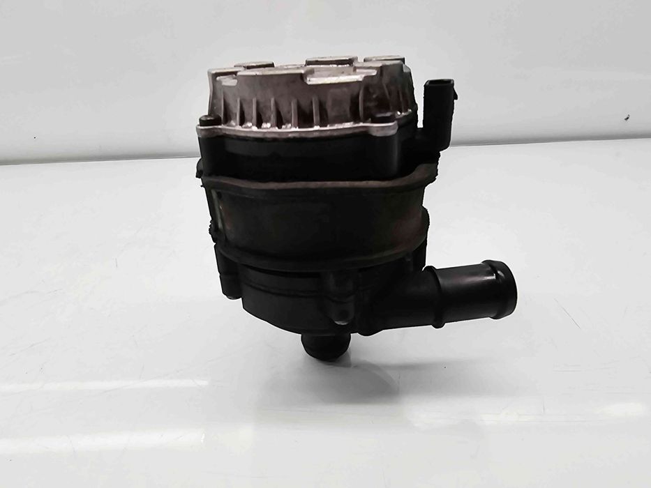 Pompa recirculare apa   Volkswagen Passat B8 (3G2) [Fabr 2015-prezent]