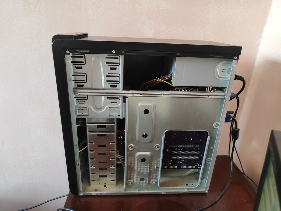 Компьютер LG сотилади б/у