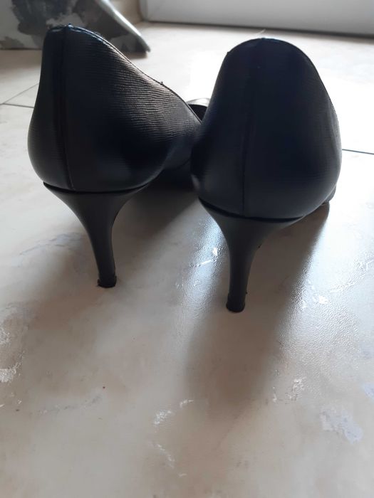 Черни кожени обувки Ted Baker