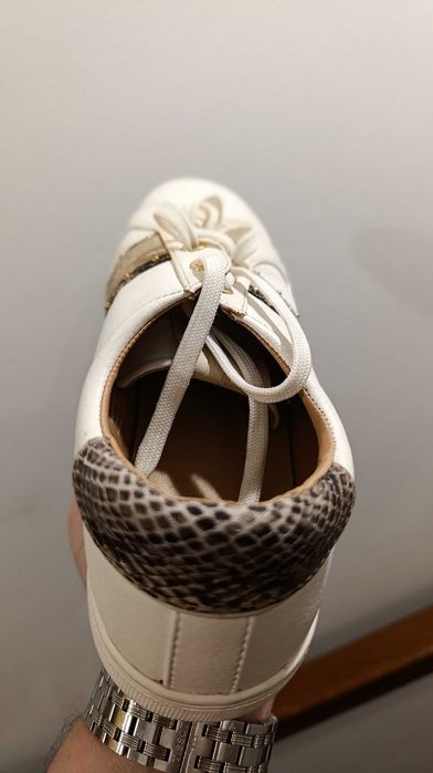 Pantofi damă H&M alb cu auriu, mărime 39, stare foarte bună