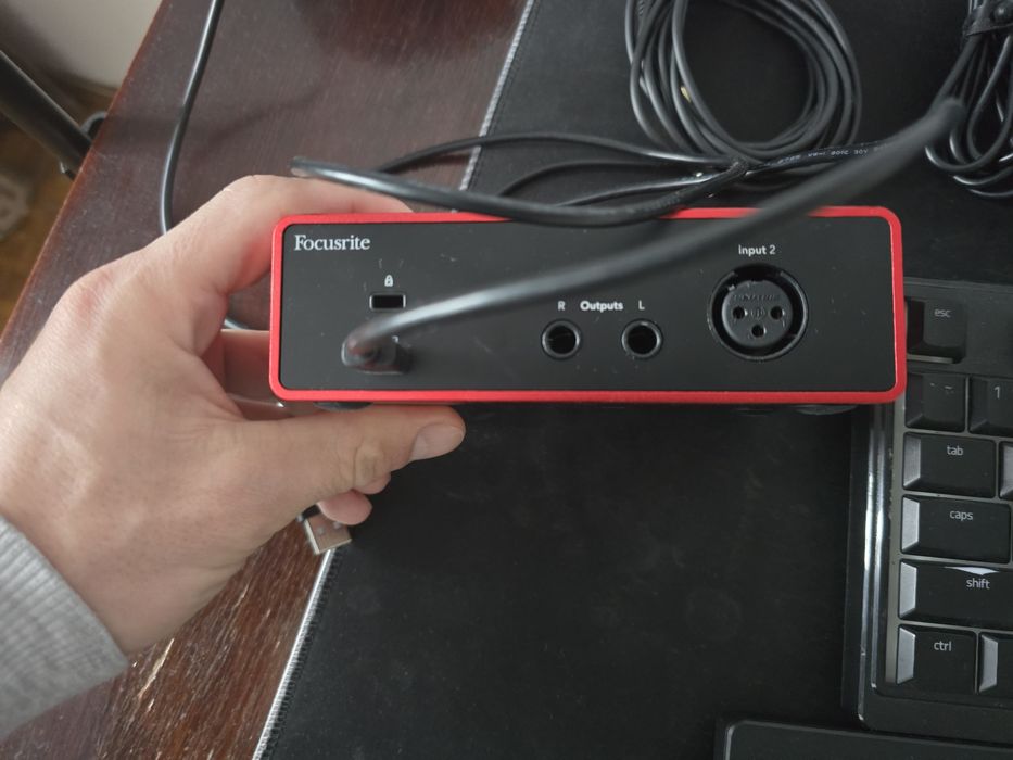 Home studio Focusrite interfata audio
