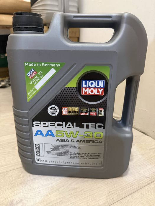 Оригинальное моторное масло LIQUI MOLY 5w-30 Special Tec 5L.