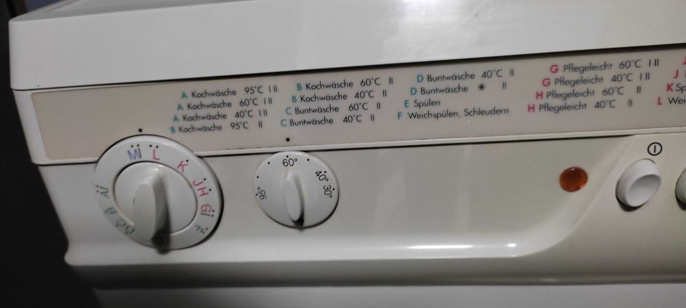 Продавам пералня Conegliano, model CL 650, 5 kg.