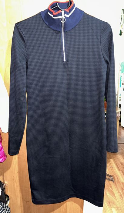 Платья, тренч, осенная куртка