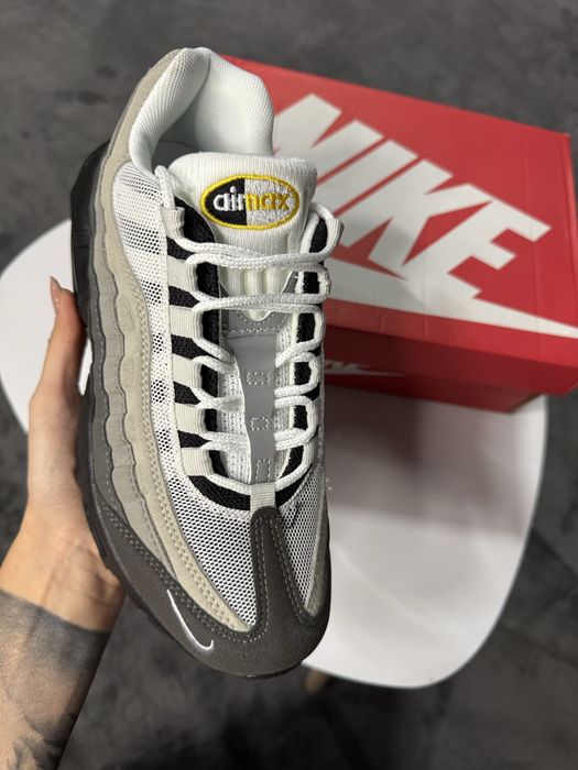 Nike Air Max 95 Grey Orange