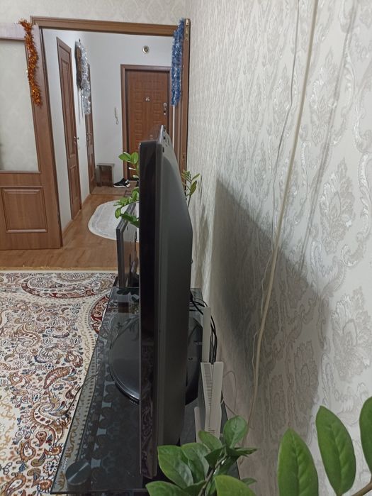 Продам телевизор