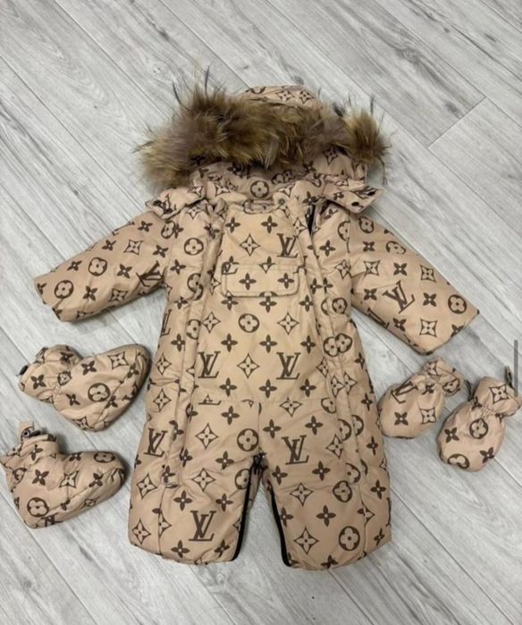 Зимний комбинезон