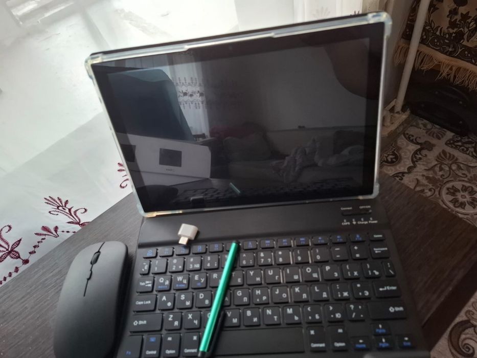 Продам планшет -ноут