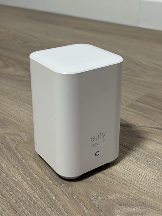 Sistem EufyCam 2C – 3 camere wireless + HomeBase 2