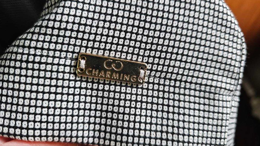 Платье в идеальном состоянии.