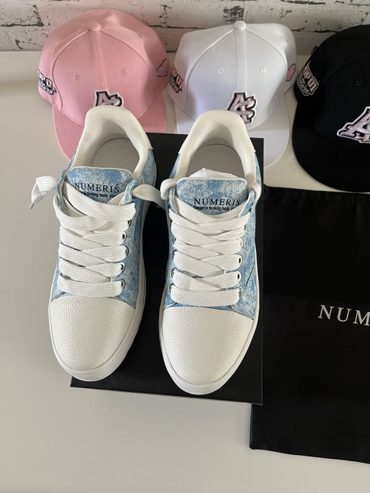 numeris sneakers size 43