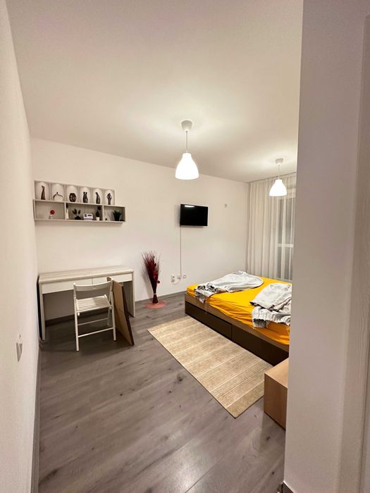 Garsoniera in zona Metrou Berceni str Biruintei