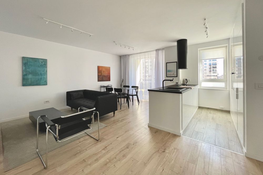 Apartament cu 2 camere (open-plan) situat în Ansamblul Coresi Avantgarden
