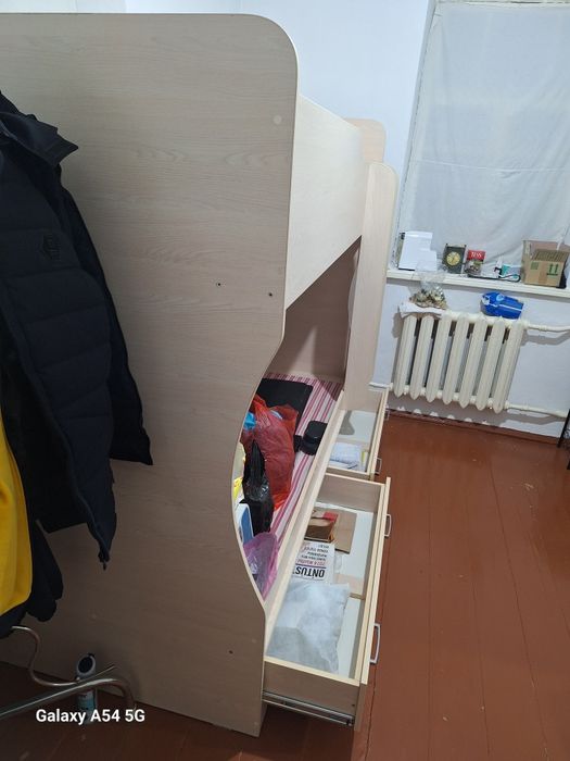 Детская кровать б/у двухместный