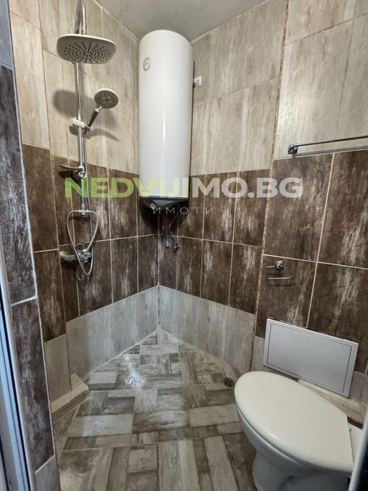 Продава се Двустаен апартамент в Варна, Възраждане 1 - 62 кв.м за 987 €/кв.м - Снимка #7