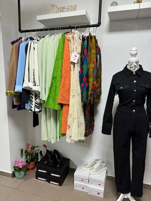 Haine noi de vanzare, la bucata sau tot lotul, discutabil