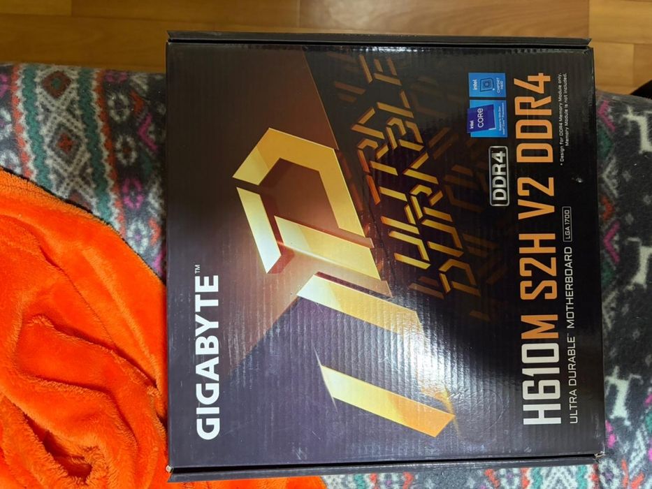 Продам Gigabyte h610m s2h v2 ddr4