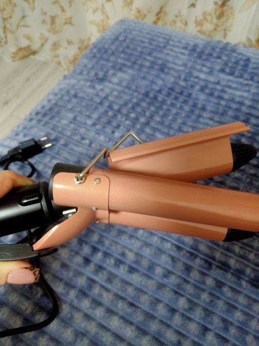 Продается новая тройная плойка