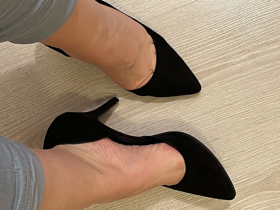 Pantofi nr 38 efect piele intoarsa