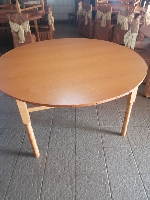 Masa rotunda 150 cm diametru