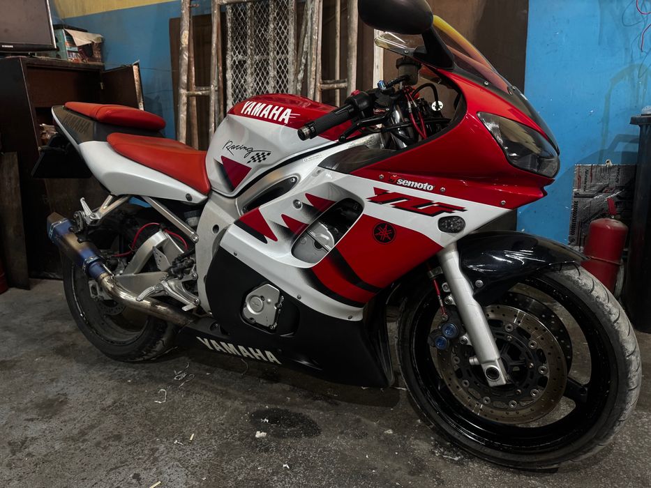 Мотоцикл Yamaha r6