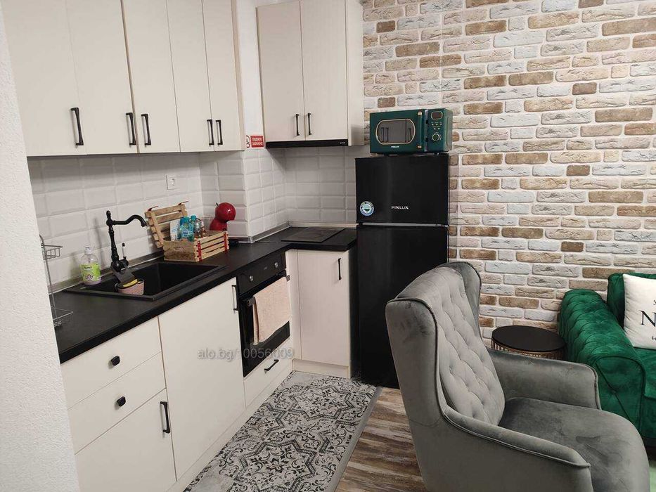 Дава се под наем Едностаен апартамент в Сандански - 45 кв.м за 306 € - Снимка #1