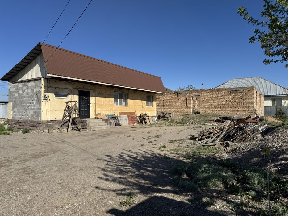 Продается дом недостроенный