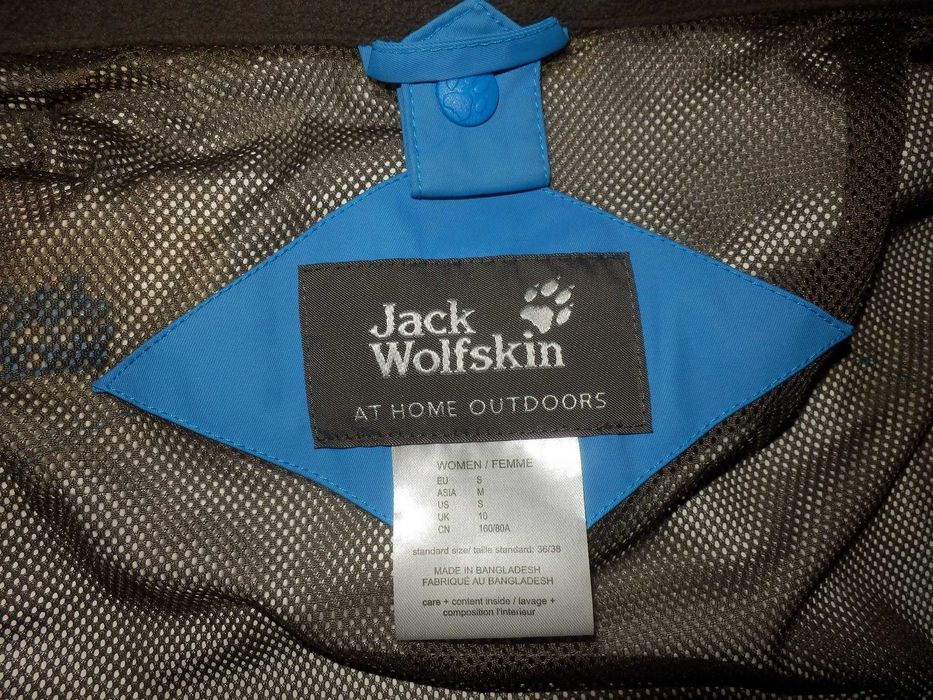 Geaca JACK WOLFSKIN TEXAPORE, ventilatii ca noua (dama S/M) LICHIDARE!