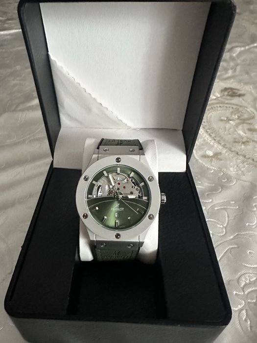 HUBLOT Тараз без каробка