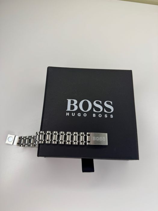 гривна Hugo Boss Owan