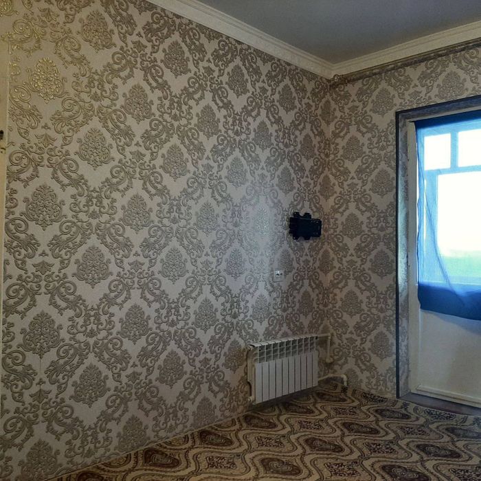 Uy sotiladi, Gres markazidan