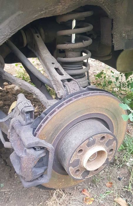 Planetara cardan Discuri etrieri discuri ABS BMW X3 F25 Fuzeta brate Punte Arc amortizor Diferential BMW X3 F25 N47