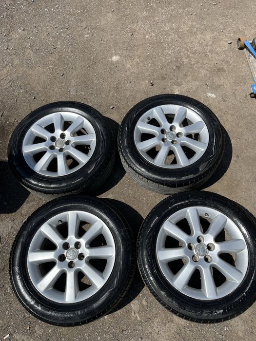 Продается шина месте дисками