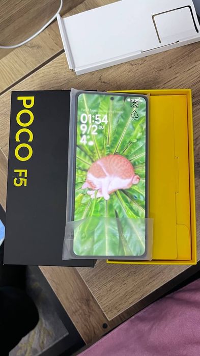 POCO F 5 , телифон холати яхши