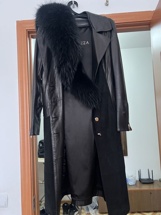 Продам новый кожанный плащь