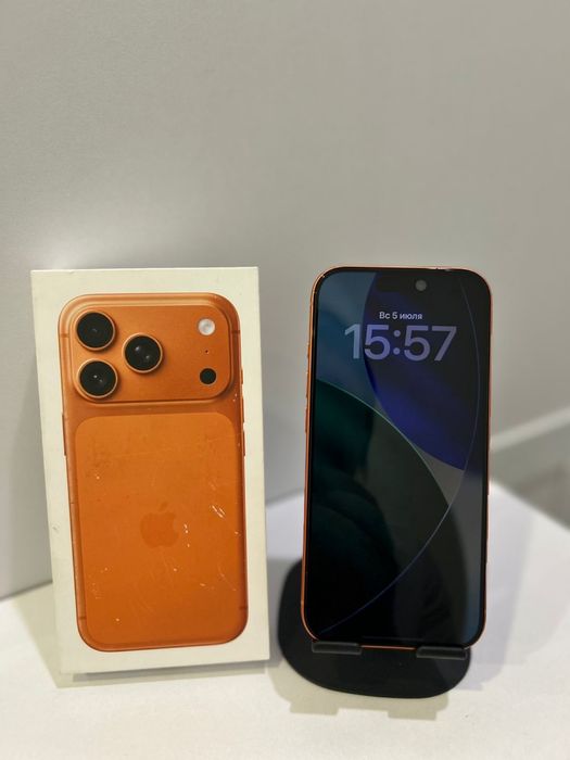 Iphone 17 , 256 гб, оранжевый