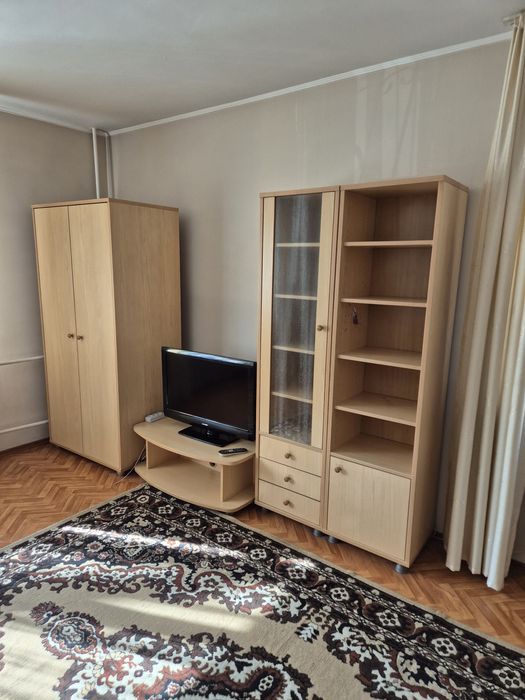 Продам книжные шкафы