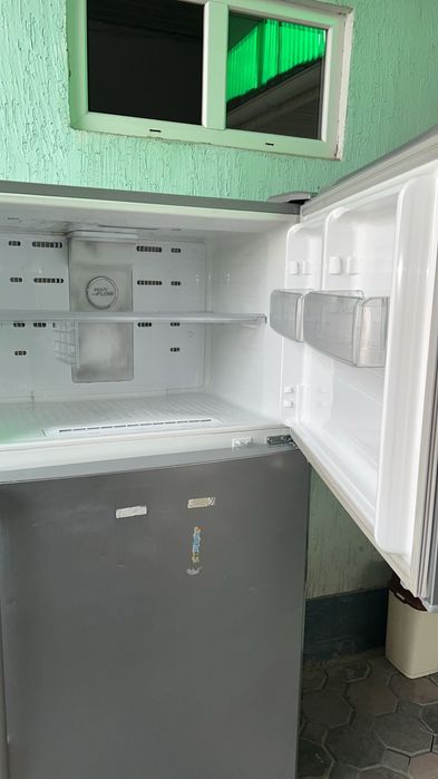 Продам холодильник Самсунг