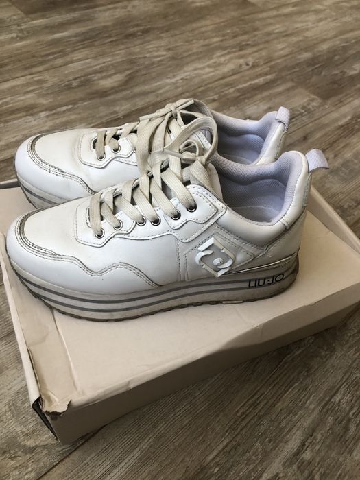 Дамски бели маратонки Liu Jo