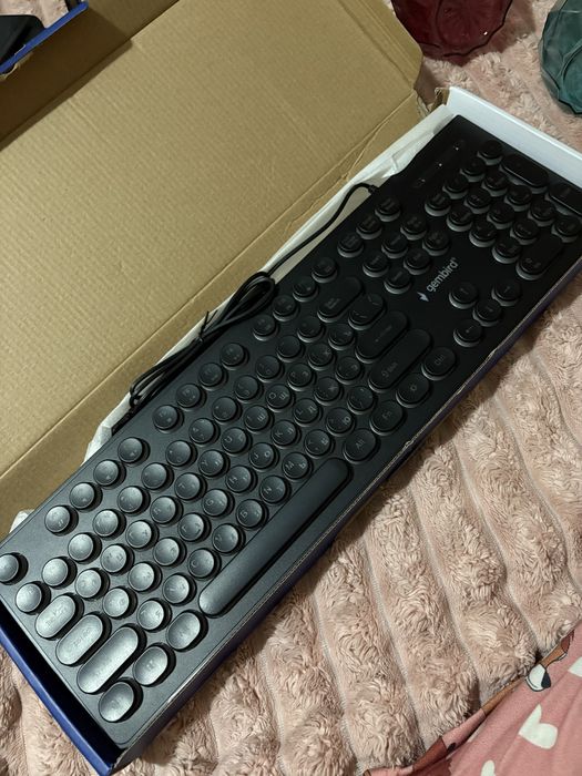 Клавиатура компьютерная