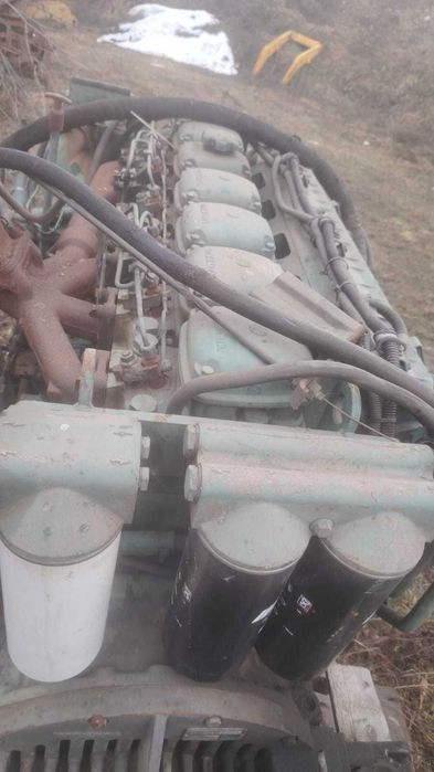 Vand 2 motoare excavator