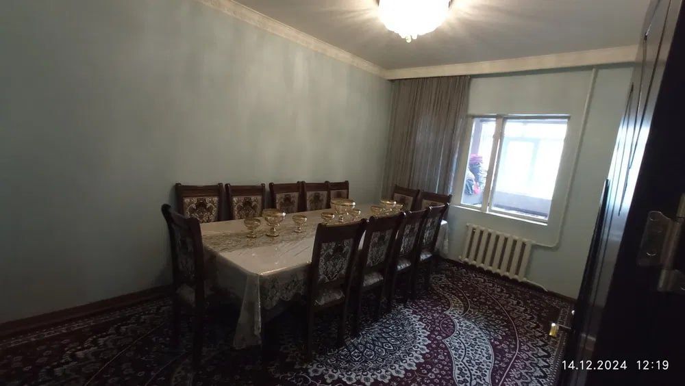 Продаётся 2-х комнатная квартира в Янгихаётском районе Дустлик 1