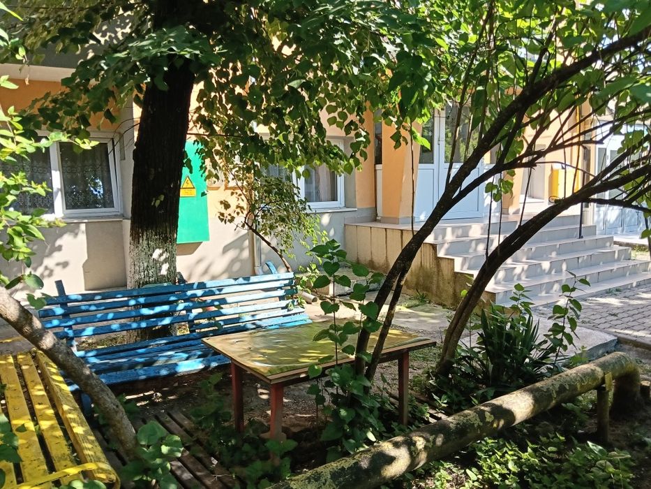 Vand apartament cu 2 camere