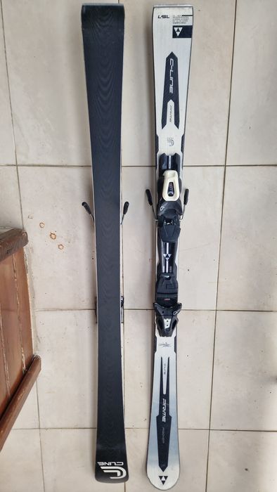 Дамски пистови ски Fischer 151 cm висок клас
