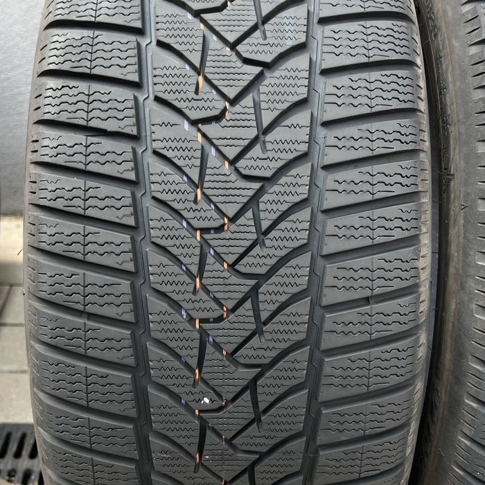 2бр. Зимни гуми 285/40/20 Dunlop